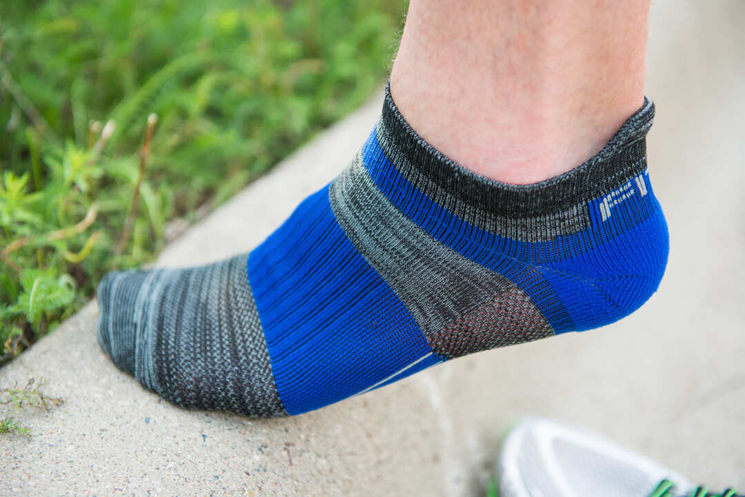 Q5 No Show Charcoal-Blue (1 pair pack)